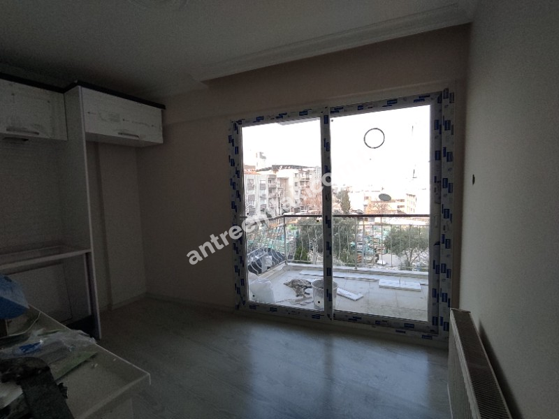 Antre Emlak'tan Kız Öğrenciye ,Memura Ful Eşyalı Kiralık 2+1, Doğalgazlı İçi Yapılı 3 Cepheli Ferah Daire
