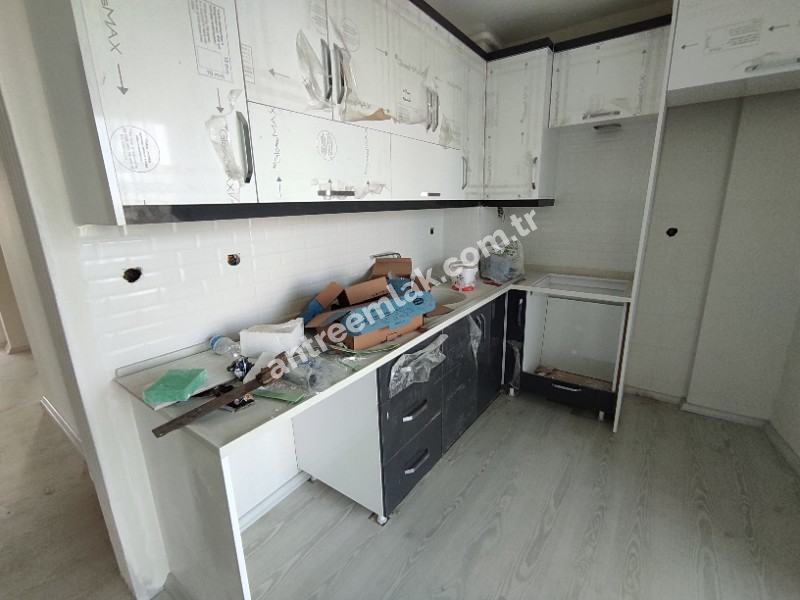 Antre Emlak'tan Kız Öğrenciye ,Memura Ful Eşyalı Kiralık 2+1, Doğalgazlı İçi Yapılı 3 Cepheli Ferah Daire