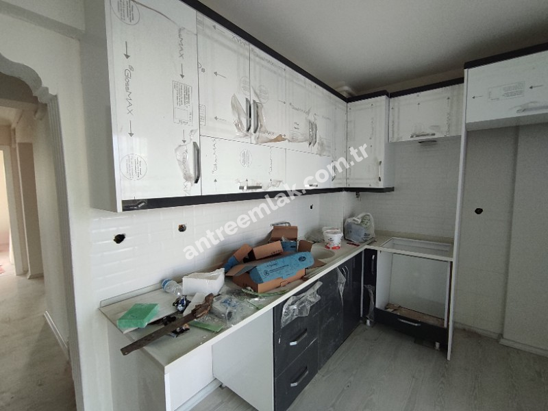 Antre Emlak'tan Kız Öğrenciye ,Memura Ful Eşyalı Kiralık 2+1, Doğalgazlı İçi Yapılı 3 Cepheli Ferah Daire