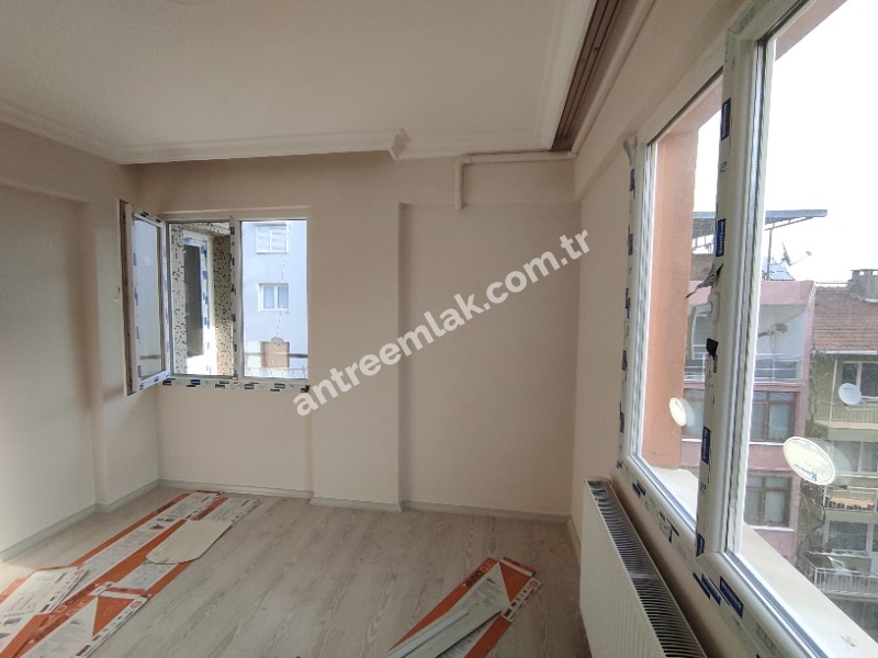 Antre Emlak'tan Kız Öğrenciye ,Memura Ful Eşyalı Kiralık 2+1, Doğalgazlı İçi Yapılı 3 Cepheli Ferah Daire