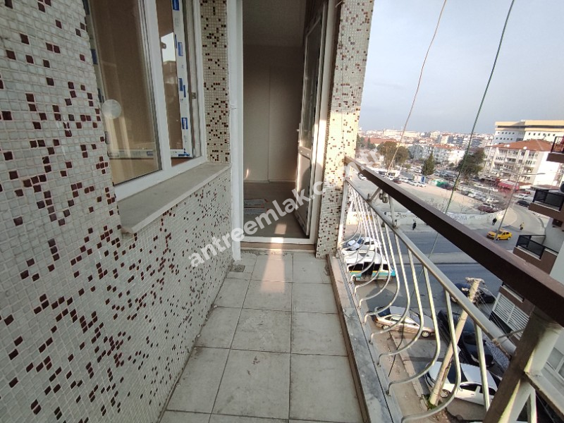 Antre Emlak'tan Kız Öğrenciye ,Memura Ful Eşyalı Kiralık 2+1, Doğalgazlı İçi Yapılı 3 Cepheli Ferah Daire