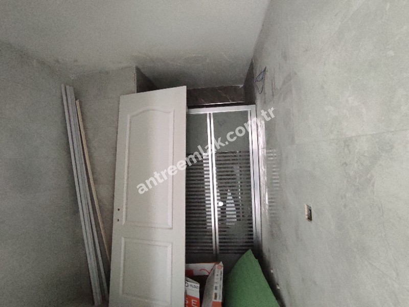 Antre Emlak'tan Kız Öğrenciye ,Memura Ful Eşyalı Kiralık 2+1, Doğalgazlı İçi Yapılı 3 Cepheli Ferah Daire