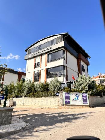 GÜVENAY -  ÇORUM BİNEVLER BARAJ YOLU SATILIK VİLLA