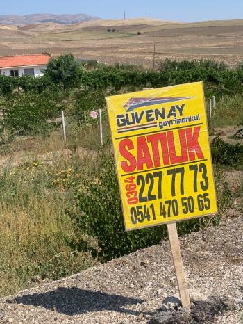 Güvenay -Çorum Ortaköy  Ana Yol Üzerinde Satılık Hobi Bahçesi