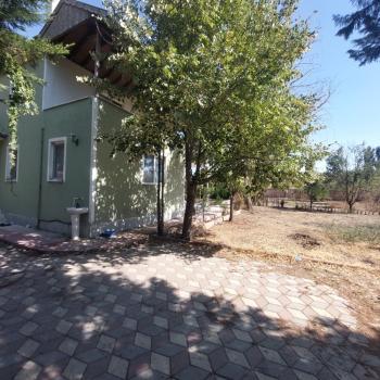 GÜVENAY - ÇORUM CEMİLBEY YOLU YAYDİĞİN TARAFI 1,842 M² BAĞ EVİ