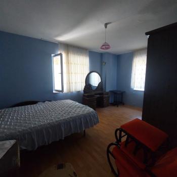 GÜVENAY - ÇORUM CEMİLBEY YOLU YAYDİĞİN TARAFI 1,842 M² BAĞ EVİ