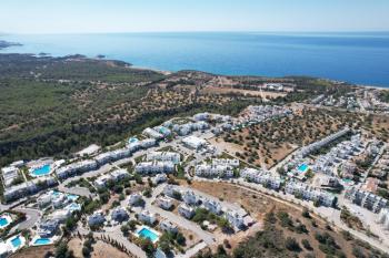 KKTC Girne Esentepe'de Site İçerisinde Deniz Manzaralı 3+1 Ultra Lüks Özel Teraslı Penthouse