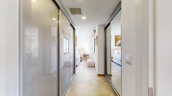 KKTC Girne Esentepe'de Site İçerisinde Deniz Manzaralı 3+1 Ultra Lüks Özel Teraslı Penthouse