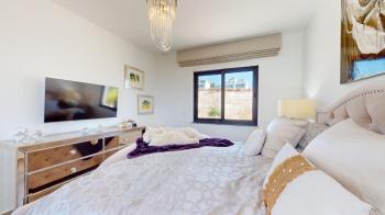 KKTC Girne Esentepe'de Site İçerisinde Deniz Manzaralı 3+1 Ultra Lüks Özel Teraslı Penthouse