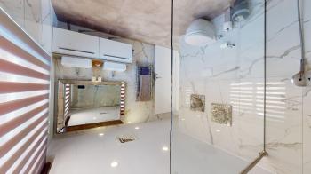 KKTC Girne Esentepe'de Site İçerisinde Deniz Manzaralı 3+1 Ultra Lüks Özel Teraslı Penthouse