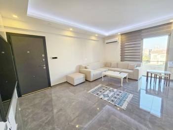 Lefkoşa Gönyelide Lüks Ensuite 3+1 Türk Malı Daire 