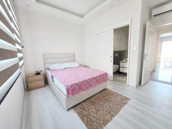 Lefkoşa Gönyelide Lüks Ensuite 3+1 Türk Malı Daire 