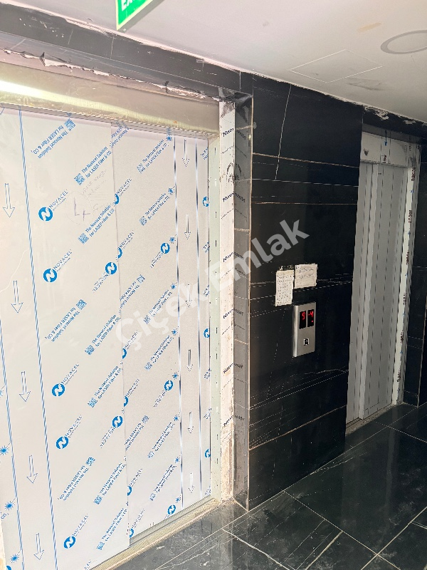 Çırçır Metro'ya Yakın Otoparklı Güvenlikli Site'de 9.Kat Sıfır Satılık Daire