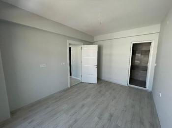 AFYON ÜÇOK EMLAKTAN KANLICA MAH DA SATILIK SIFIR LÜKS 3+1 DAİRE