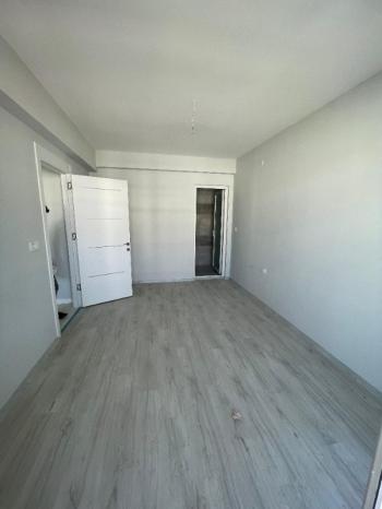 AFYON ÜÇOK EMLAKTAN KANLICA MAH DA SATILIK SIFIR LÜKS 3+1 DAİRE