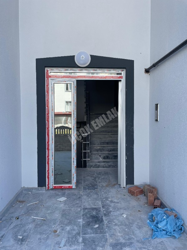 AFYON ÜÇOK EMLAKTAN MAREŞAL MAH KİRALIK SIFIR LÜKS 2+1 DAİRELER