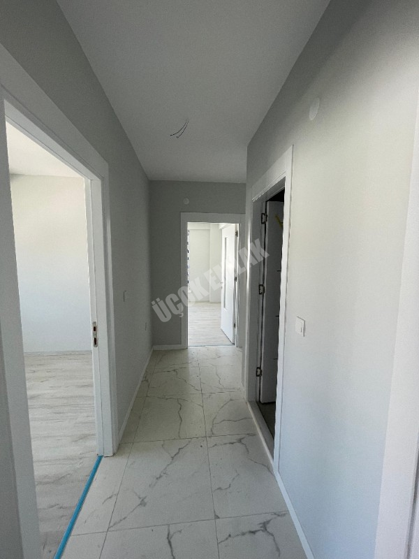 AFYON ÜÇOK EMLAKTAN KANLICA MAH DA SATILIK SIFIR LÜKS 3+1 DAİRE