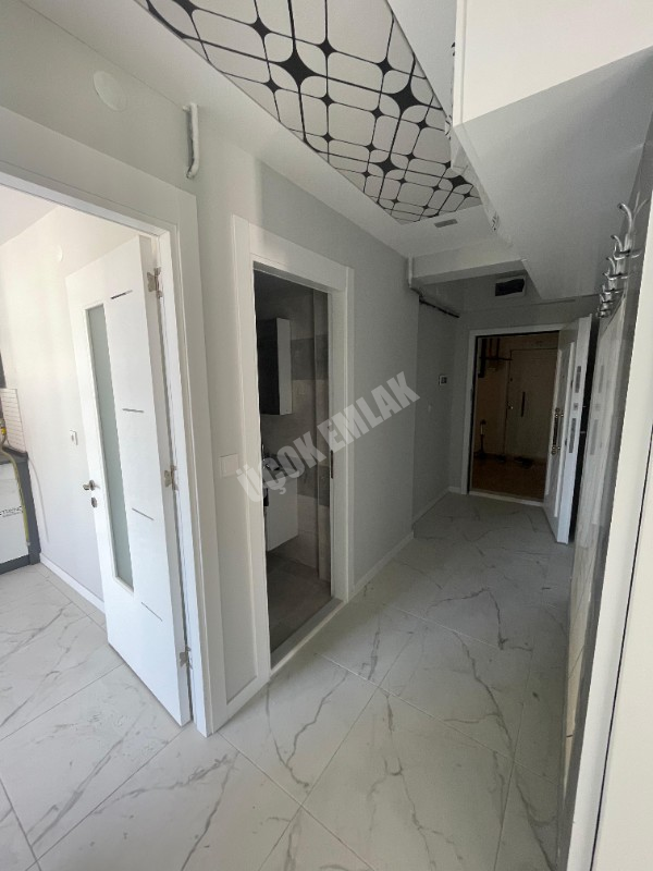 AFYON ÜÇOK EMLAKTAN KANLICA MAH DA SATILIK SIFIR LÜKS 3+1 DAİRE
