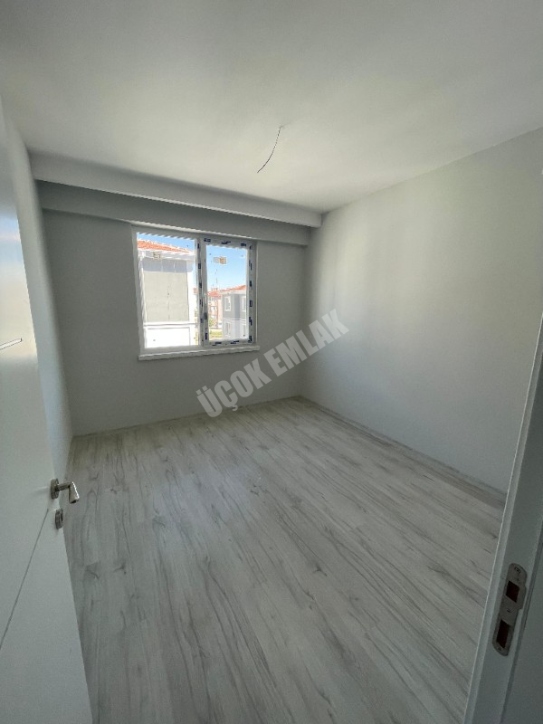 AFYON ÜÇOK EMLAKTAN KANLICA MAH DA SATILIK SIFIR LÜKS 3+1 DAİRE
