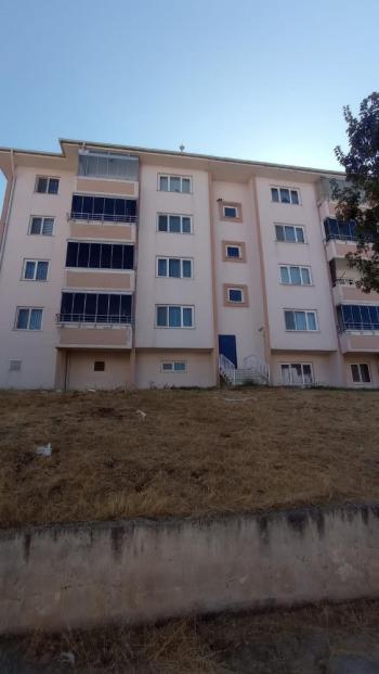 Güvenay - Çorum Ak Kent Toki İçi Yapılı 3+1 Ara Kat Satılık Daire 