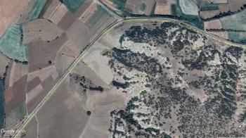 GÜVENAY - ÇORUM LAÇİN-ÇAMLICA KÖYÜ YOL ÜZERİ YOLA CEPHE TARLA