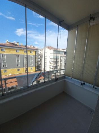 GÜVENAY - ÇORUM ADİL CANDEMİR PARKI KARŞISI SATILIK 4+1 DAİRE