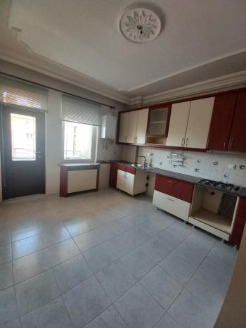 GÜVENAY - ÇORUM ADİL CANDEMİR PARKI KARŞISI SATILIK 4+1 DAİRE