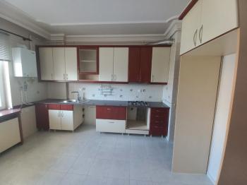 GÜVENAY - ÇORUM ADİL CANDEMİR PARKI KARŞISI SATILIK 4+1 DAİRE