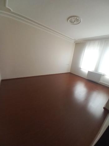 GÜVENAY - ÇORUM ADİL CANDEMİR PARKI KARŞISI SATILIK 4+1 DAİRE