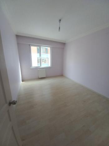 GÜVENAY – ÇORUM KARAKEÇİLİ / TAVUKLUK MEVKİİ – 4+1 SATILIK ARA KAT DAİRE