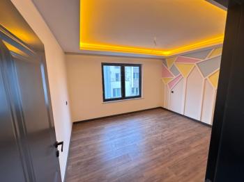 GÜVENAY - ÇORUM BİNEVLERDE KÖŞE BAŞI PARKA CEPHE VİLLA