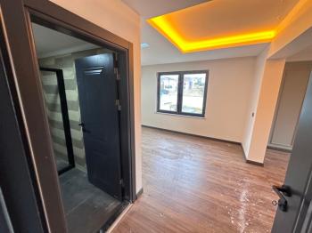 GÜVENAY - ÇORUM BİNEVLERDE KÖŞE BAŞI PARKA CEPHE VİLLA