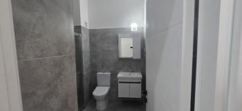 KÜÇÜKKAYMAKLI BÖLGESİNDE ANA CADDE ÜZERİ LÜX KİRALIK DAİRE