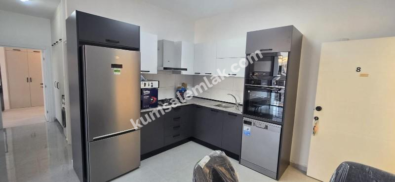 KÜÇÜKKAYMAKLI BÖLGESİNDE ANA CADDE ÜZERİ LÜX KİRALIK DAİRE