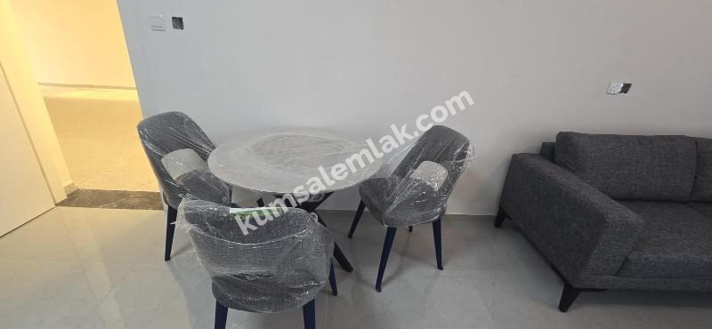 KÜÇÜKKAYMAKLI BÖLGESİNDE ANA CADDE ÜZERİ LÜX KİRALIK DAİRE
