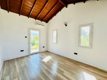 Kıbrıs Girne Alsancak Bölgesinde Satılık 3+1 Müstakil Villa