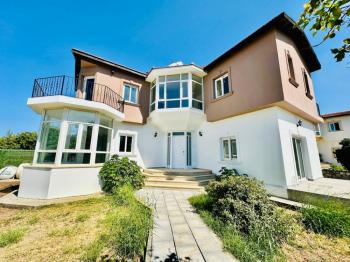Kıbrıs Girne Alsancak Bölgesinde Satılık 3+1 Müstakil Villa