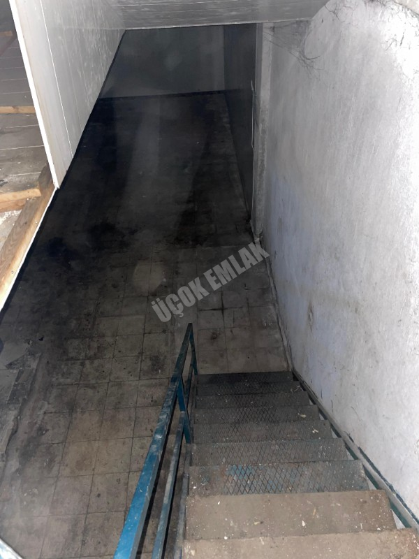 AFYON ÜÇOK EMLAKTAN HOCA AHMET YESEVİ DE SATILIK 70M² DÜKKAN