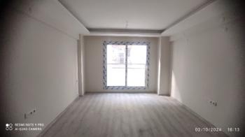 Antre Emlak'tan Kiralık Bahar Mahallesinde Bozyaka Hastanesi Yanı 3+1,Doğalgazlı ,Otoparklı Asansörlü Ebeveyn Banyolu Sıfır Daire