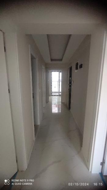 Antre Emlak'tan Kiralık Bahar Mahallesinde Bozyaka Hastanesi Yanı 3+1,Doğalgazlı ,Otoparklı Asansörlü Ebeveyn Banyolu Sıfır Daire