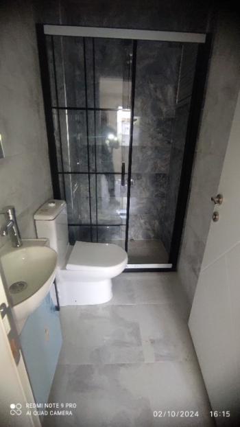 Antre Emlak'tan Kiralık Bahar Mahallesinde Bozyaka Hastanesi Yanı 3+1,Doğalgazlı ,Otoparklı Asansörlü Ebeveyn Banyolu Sıfır Daire