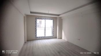 Antre Emlak'tan Kiralık Bahar Mahallesinde Bozyaka Hastanesi Yanı 3+1,Doğalgazlı ,Otoparklı Asansörlü Ebeveyn Banyolu Sıfır Daire