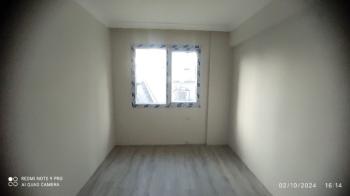 Antre Emlak'tan Kiralık Bahar Mahallesinde Bozyaka Hastanesi Yanı 3+1,Doğalgazlı ,Otoparklı Asansörlü Ebeveyn Banyolu Sıfır Daire