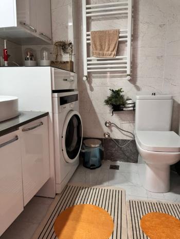 Antre Emlak'tan Satılık Bozyaka Mahallesinde  2+1, Doğalgazlı,Otoparklı 3 Yıllık Daire