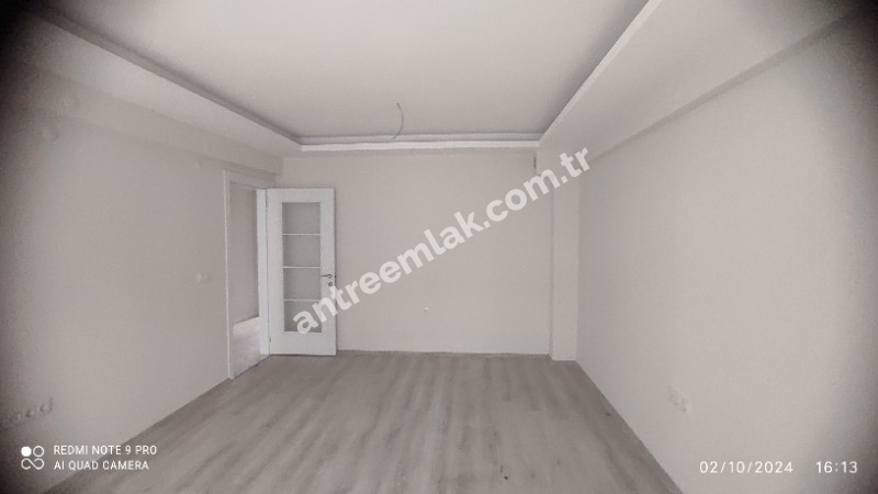 Antre Emlak'tan Kiralık Bahar Mahallesinde Bozyaka Hastanesi Yanı 3+1,Doğalgazlı ,Otoparklı Asansörlü Ebeveyn Banyolu Sıfır Daire