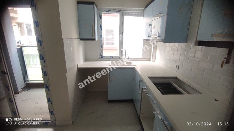 Antre Emlak'tan Kiralık Bahar Mahallesinde Bozyaka Hastanesi Yanı 3+1,Doğalgazlı ,Otoparklı Asansörlü Ebeveyn Banyolu Sıfır Daire