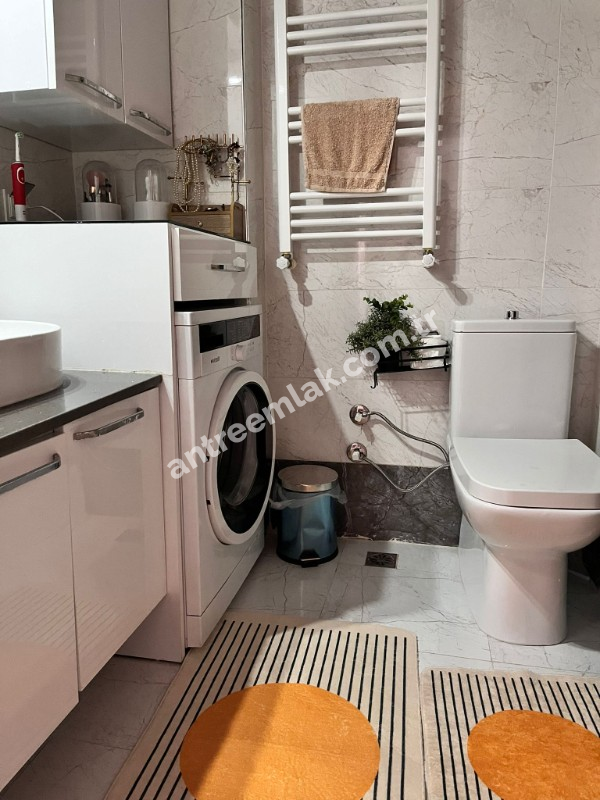 Antre Emlak'tan Satılık Bozyaka Mahallesinde  2+1, Doğalgazlı,Otoparklı 3 Yıllık Daire