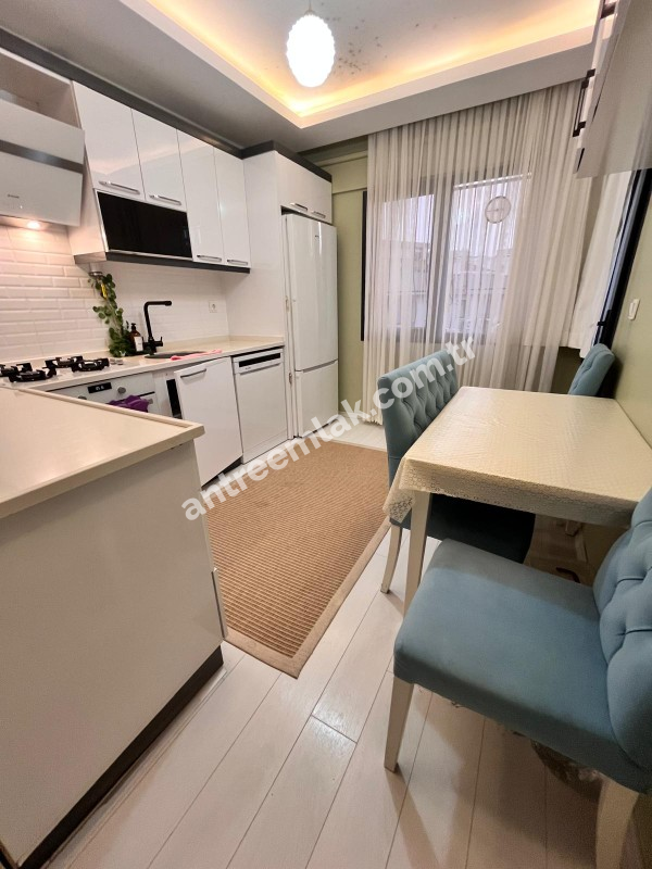 Antre Emlak'tan Satılık Bozyaka Mahallesinde  2+1, Doğalgazlı,Otoparklı 3 Yıllık Daire