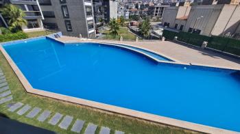 3+1 havuzlu sitede daire