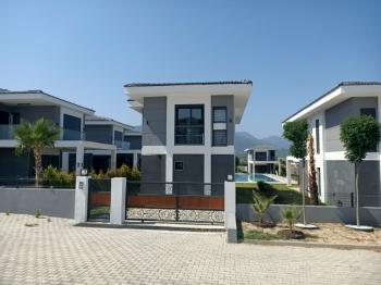 Sıfır 3+1 villa